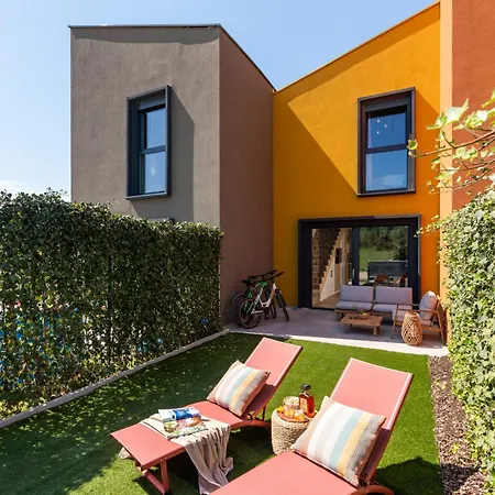 Ferienhaus New Stylish Casa Melisa With 2 Gardens And Bbq Facilities! *